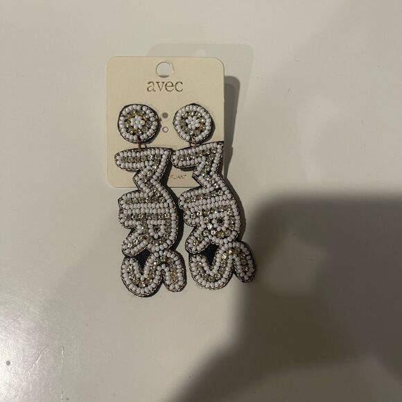 MRS earrings NWT - Picture 1 of 1